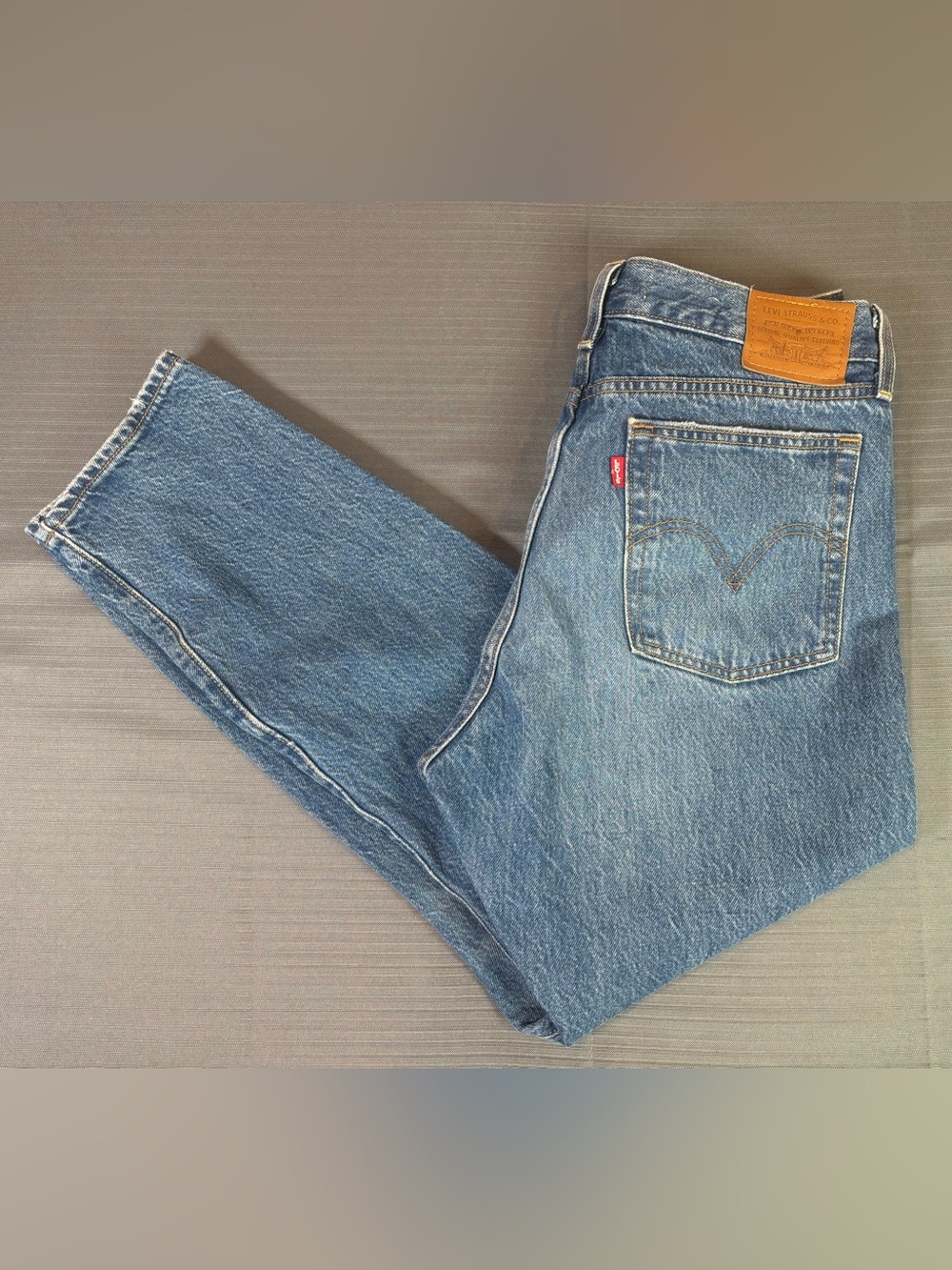 Levi’s Wedgie Straight Women’s Jeans W30 High Rise Medium Wash Denim 100% Cotton